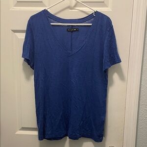 Rag & Bone Blue V-neck tee